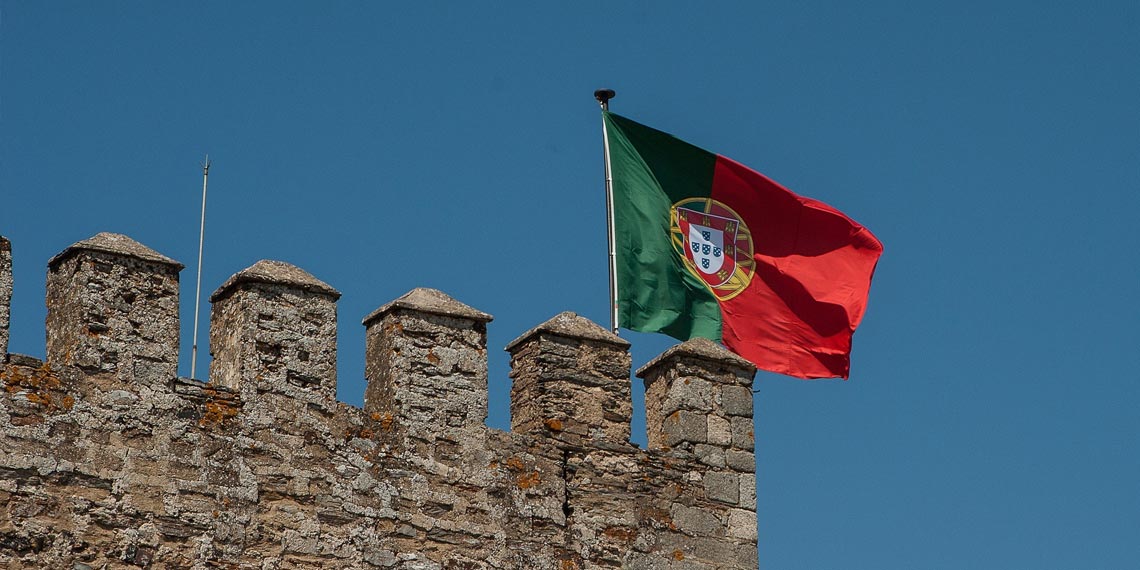 Bandeira de Portugal: saiba mais sobre o Programa de Apoio ao Investimento da Diáspora