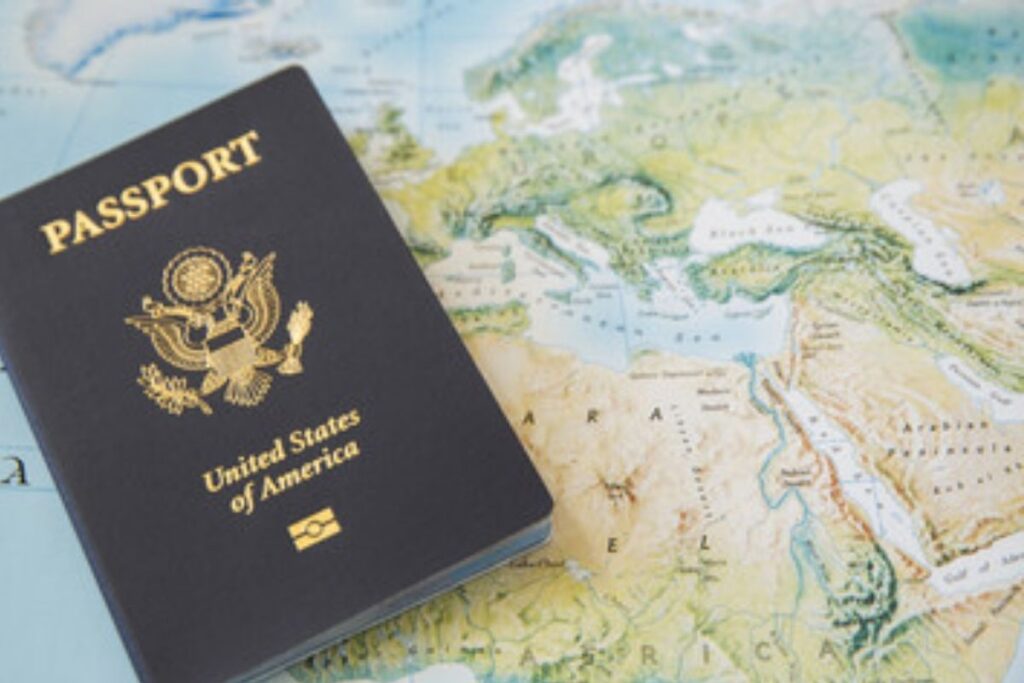 Passaporte americano: é essencial saber tudo sobre a importância do passaporte (Foto: Freepik)