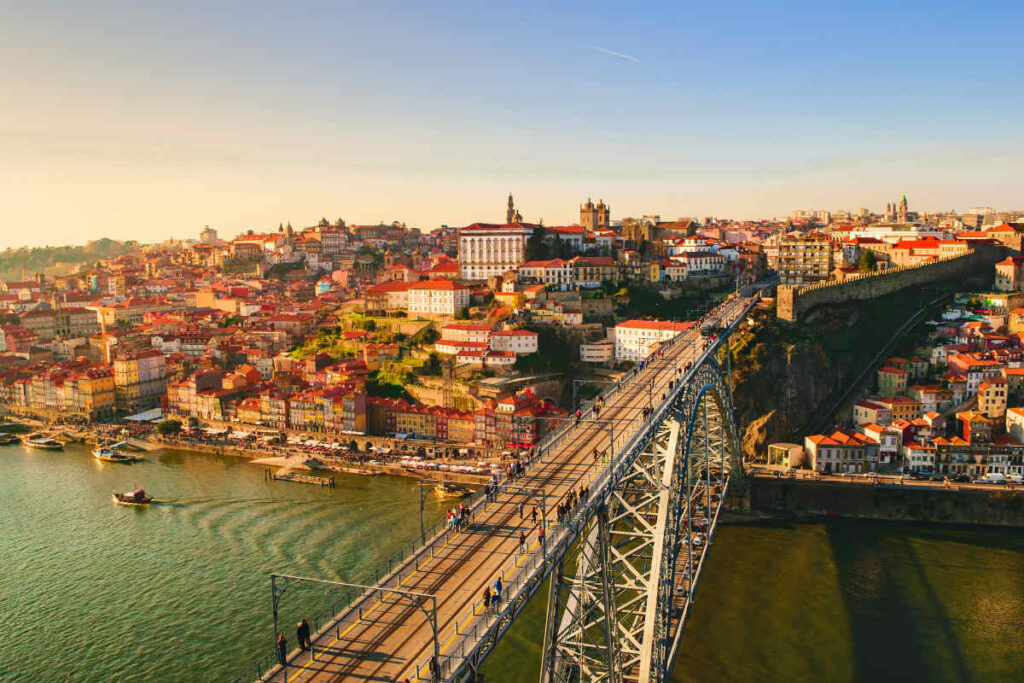Cidade portuguesa: pedido de nacionalidade por casamento teve seu processo desburocratizado