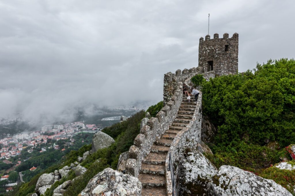 O incentivo ao turismo em Portugal é um dos deveres do Brasil como parte do Tratado de Porto Seguro